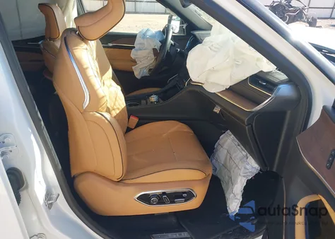 2025 Jeep Grand Cherokee L Summit 4X4 из США, поврежденный, VIN 1C4RJKEG1S8641586